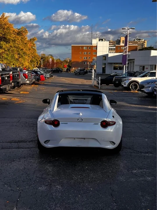2017 Mazda ND MX-5 Miata - Image 4 of 9
