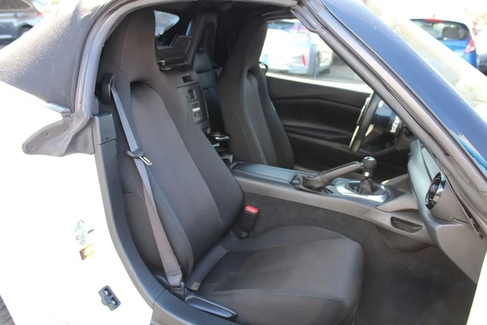 2017 Mazda ND MX-5 Miata - Image 9 of 20