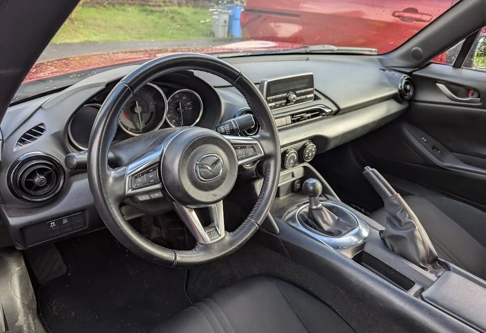 2017 Mazda ND MX-5 Miata - Image 6 of 6