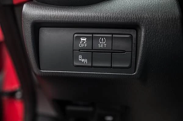 2017 Mazda ND MX-5 Miata - Image 8 of 20