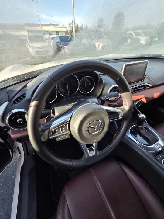 2017 Mazda ND MX-5 Miata - Image 8 of 11
