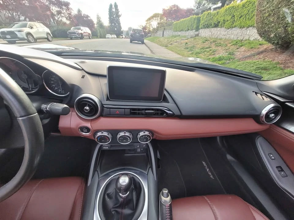 2017 Mazda ND MX-5 Miata - Image 9 of 11