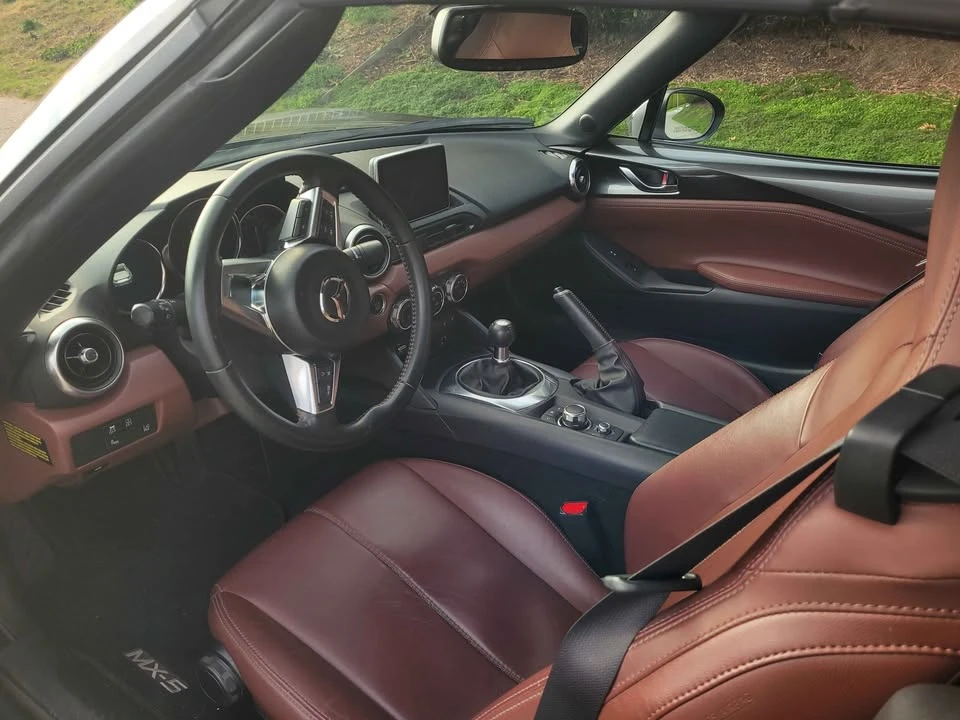 2017 Mazda ND MX-5 Miata - Image 8 of 11