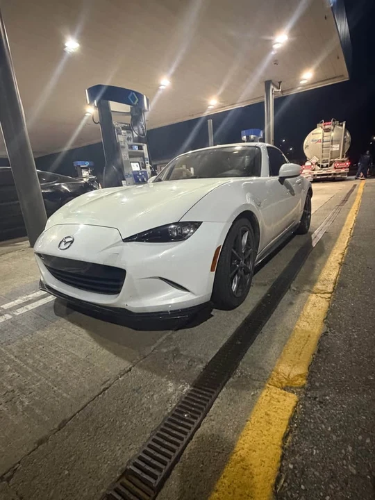 2017 Mazda ND MX-5 Miata - Image 2 of 5