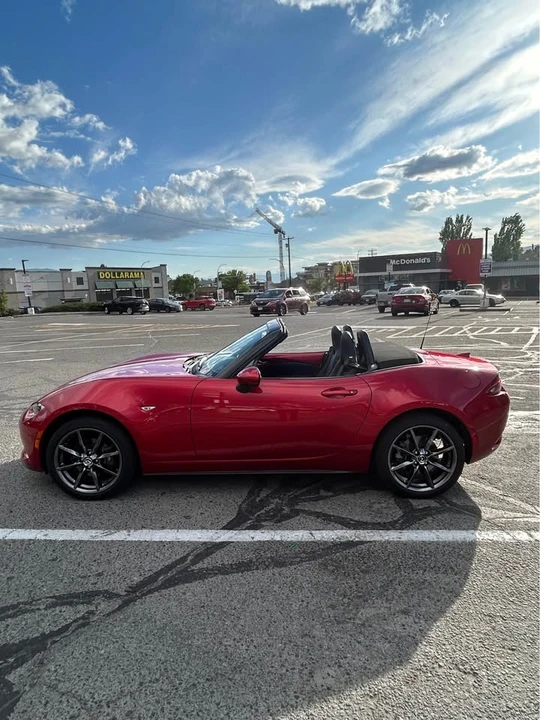 2017 Mazda ND MX-5 Miata - Image 6 of 12