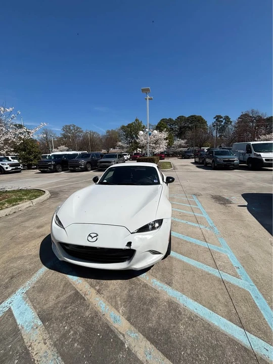 2017 Mazda ND MX-5 Miata - Image 8 of 12