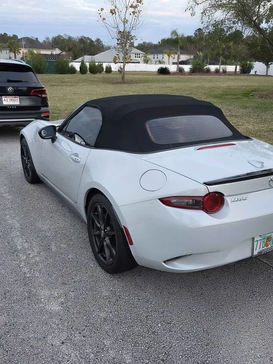 2017 Mazda ND MX-5 Miata - Image 4 of 8