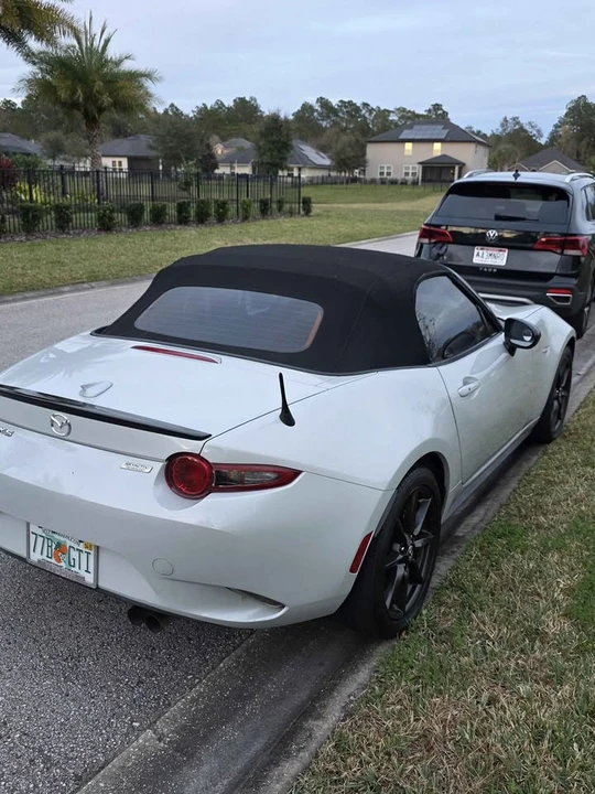 2017 Mazda ND MX-5 Miata - Image 5 of 8