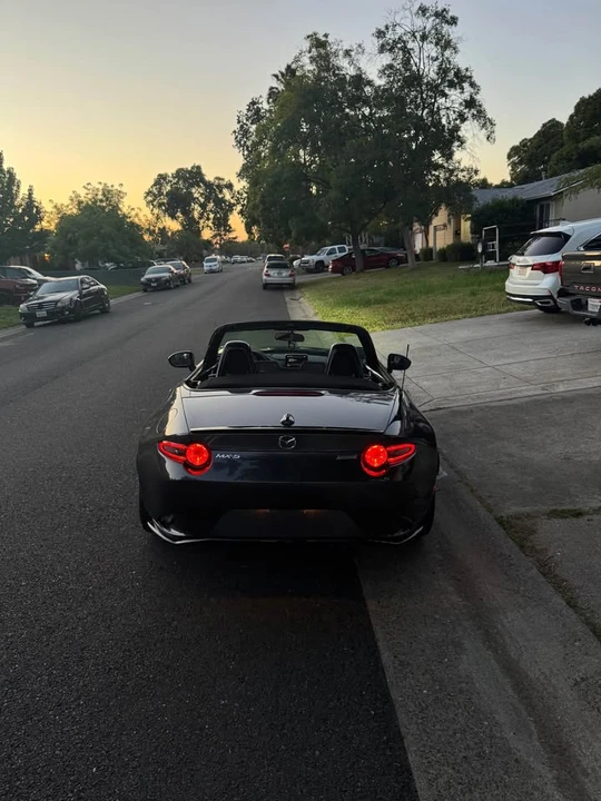 2017 Mazda ND MX-5 Miata - Image 3 of 10