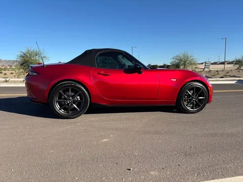 2017 Mazda MX-5 Miata Convertible