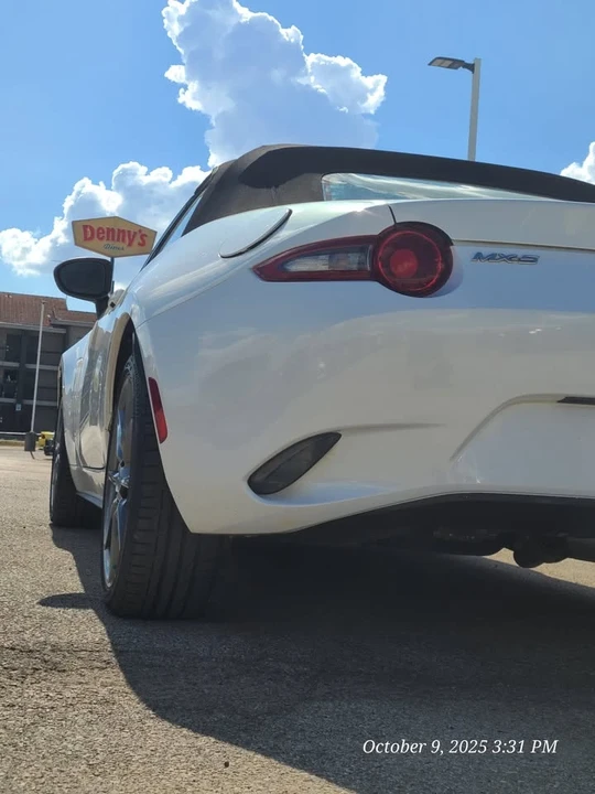 2017 Mazda ND MX-5 Miata - Image 5 of 15