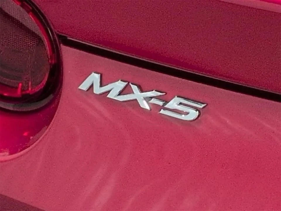 2017 Mazda ND MX-5 Miata - Image 14 of 20