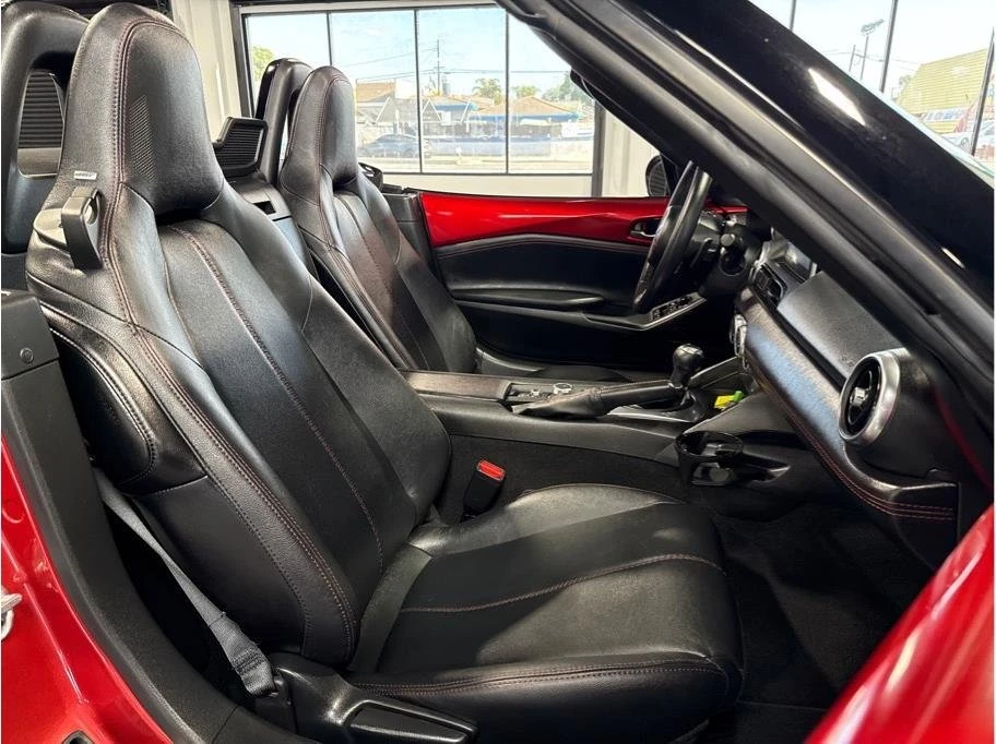 2017 Mazda ND MX-5 Miata - Image 3 of 5