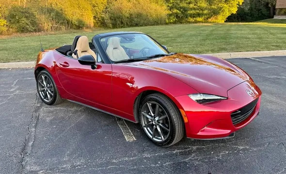 2017 Mazda MX-5 Miata Grand Touring