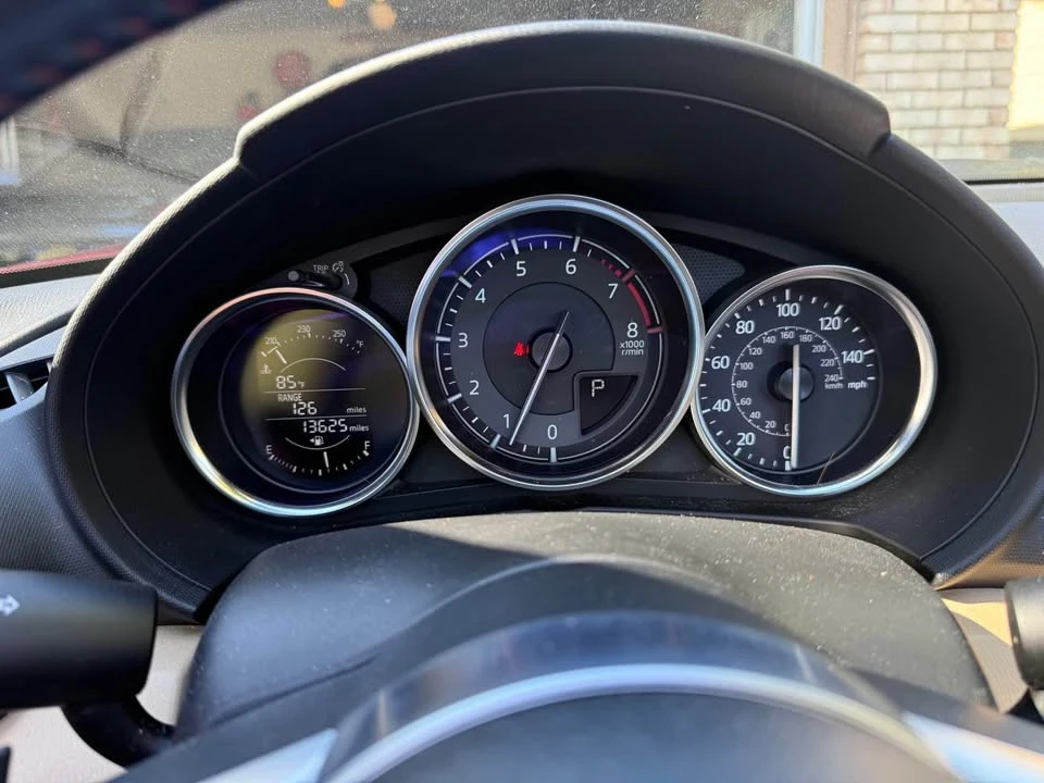 2017 Mazda ND MX-5 Miata - Image 8 of 17