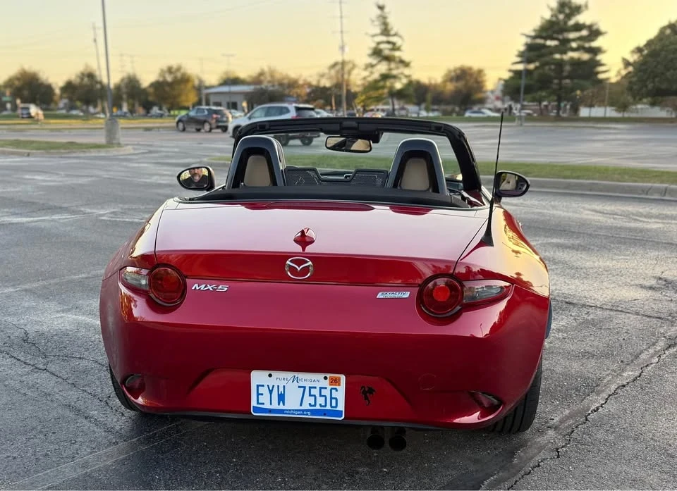 2017 Mazda ND MX-5 Miata - Image 4 of 17