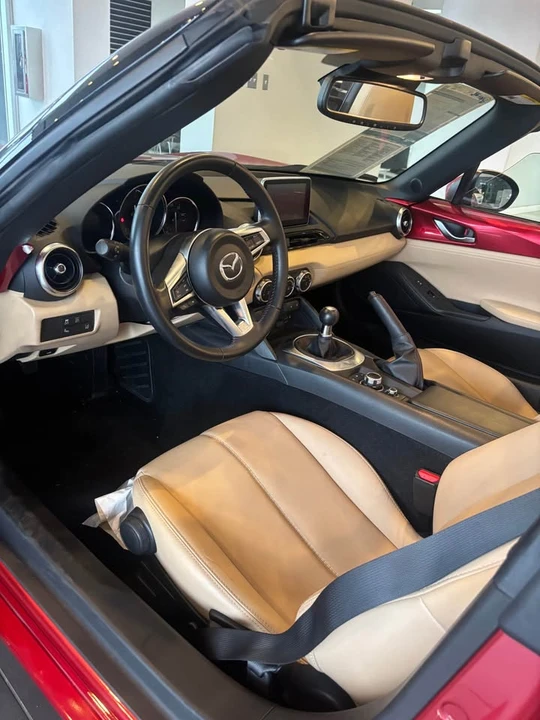 2017 Mazda ND MX-5 Miata - Image 4 of 7