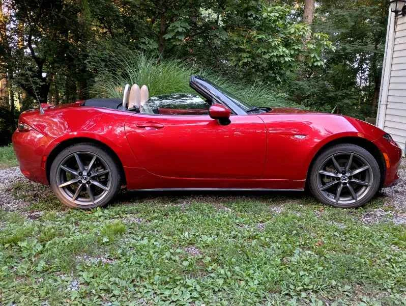 2017 Mazda ND MX-5 Miata - Image 4 of 5