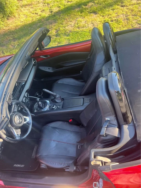 2017 Mazda ND MX-5 Miata - Image 8 of 11