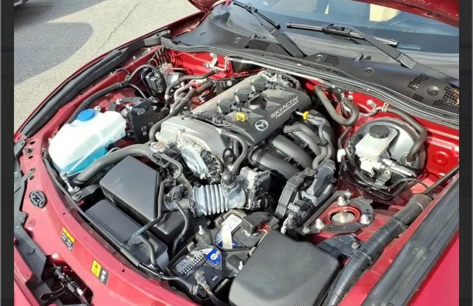 2017 Mazda ND MX-5 Miata - Image 18 of 19