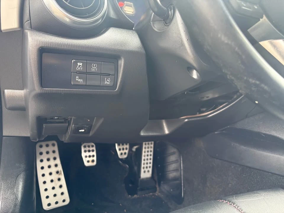 2017 Mazda ND MX-5 Miata - Image 10 of 13