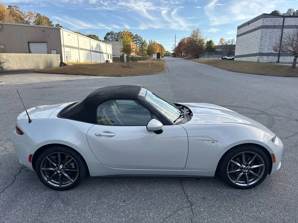 2017 Mazda ND MX-5 Miata - Image 8 of 20