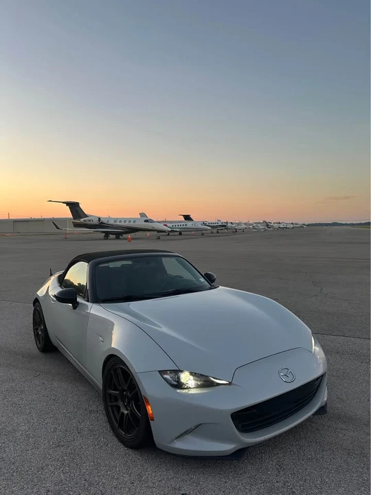 2017 Mazda ND MX-5 Miata - Image 4 of 7