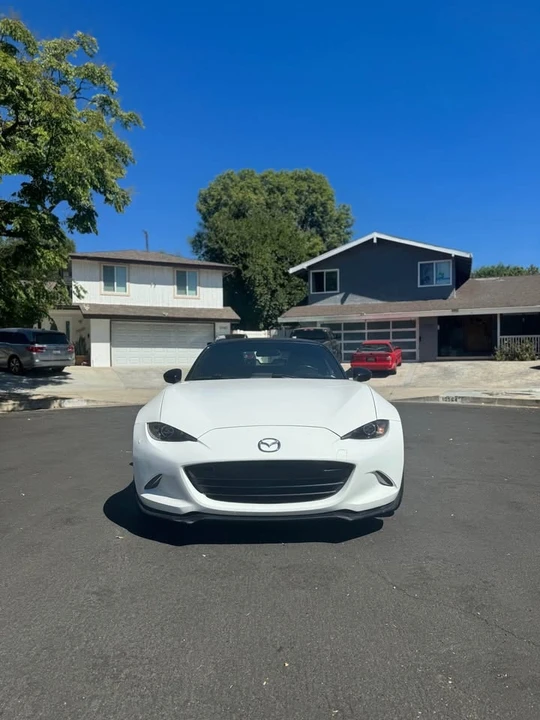 2017 Mazda ND MX-5 Miata - Image 2 of 10