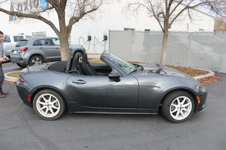 2017 Mazda ND MX-5 Miata - Image 3 of 7
