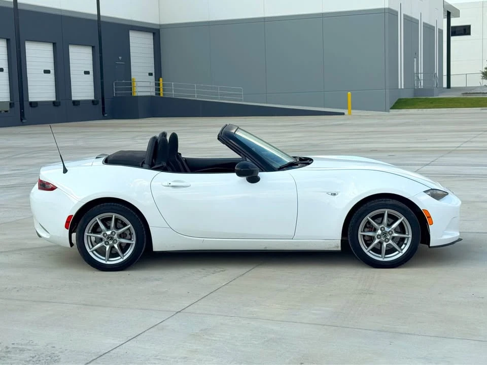 2017 Mazda ND MX-5 Miata - Image 8 of 13