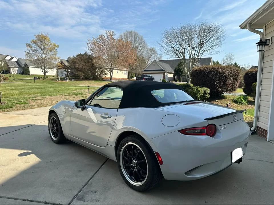 2017 Mazda ND MX-5 Miata - Image 5 of 10