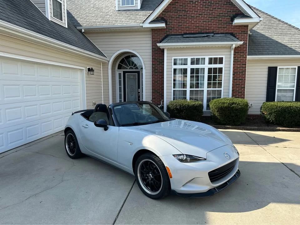 2017 Mazda ND MX-5 Miata - Image 2 of 10
