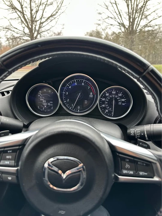2017 Mazda ND MX-5 Miata - Image 9 of 10