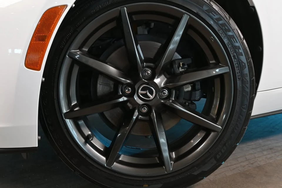 2017 Mazda ND MX-5 Miata - Image 5 of 18