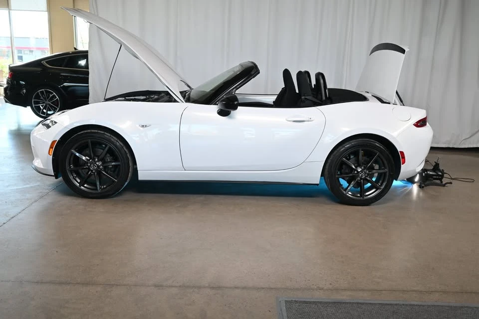 2017 Mazda ND MX-5 Miata - Image 7 of 18
