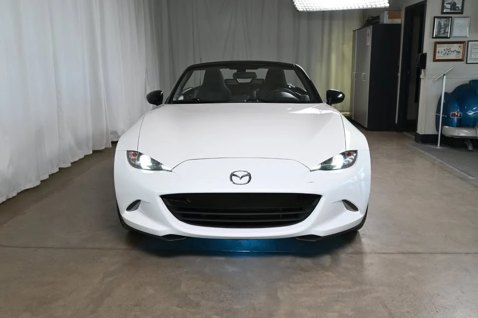 2017 Mazda ND MX-5 Miata - Image 16 of 18