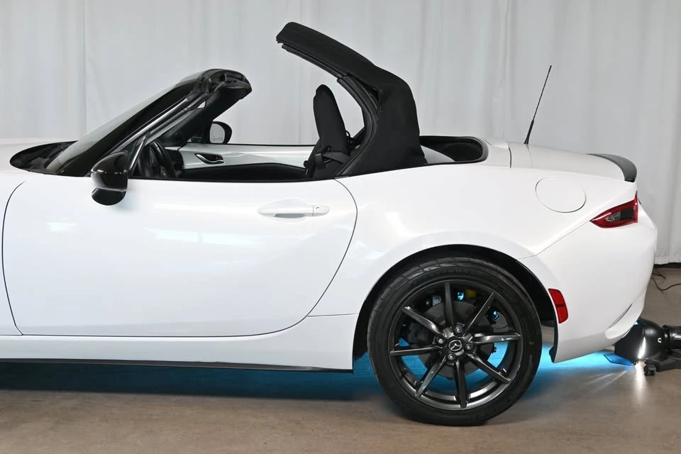 2017 Mazda ND MX-5 Miata - Image 2 of 18