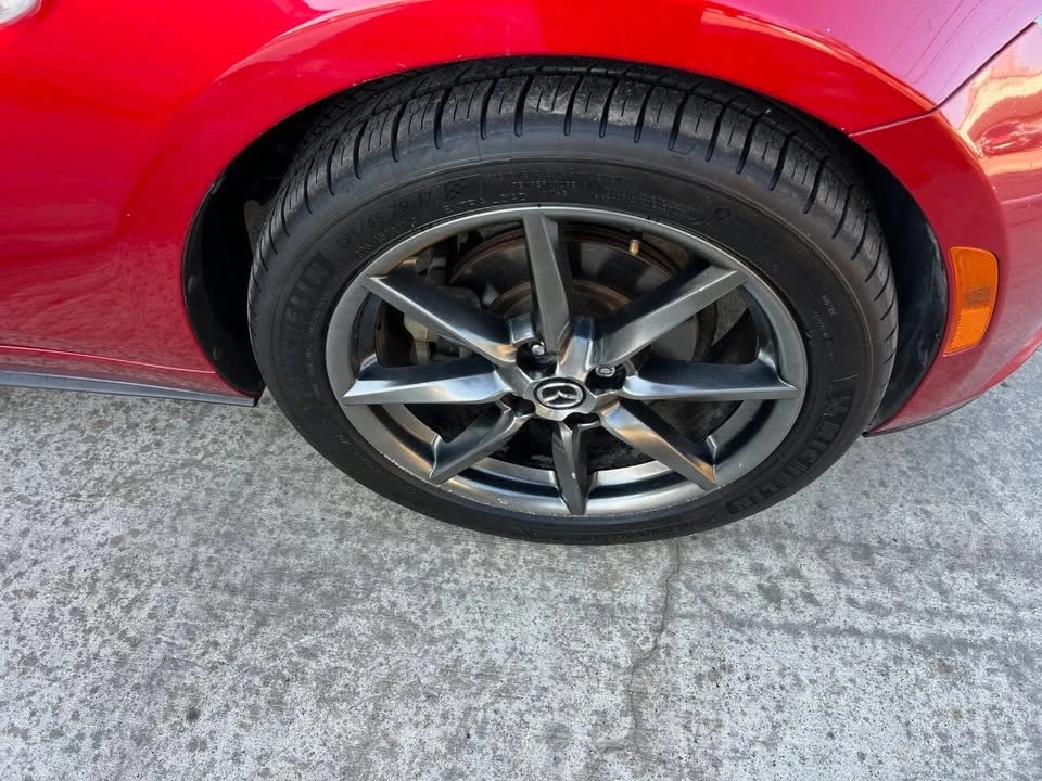 2017 Mazda ND MX-5 Miata - Image 17 of 18