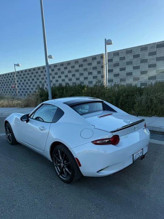2017 Mazda ND MX-5 Miata - Image 4 of 9