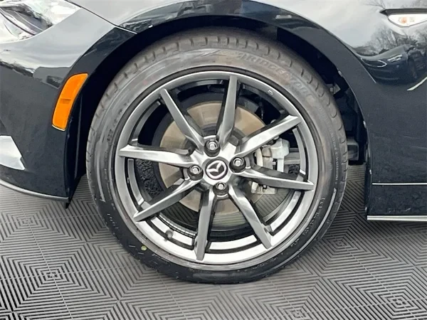 2017 Mazda ND MX-5 Miata - Image 14 of 17