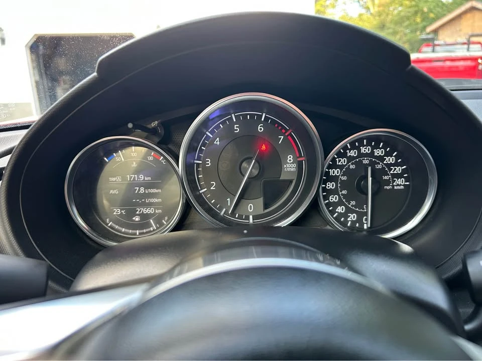 2017 Mazda ND MX-5 Miata - Image 7 of 8