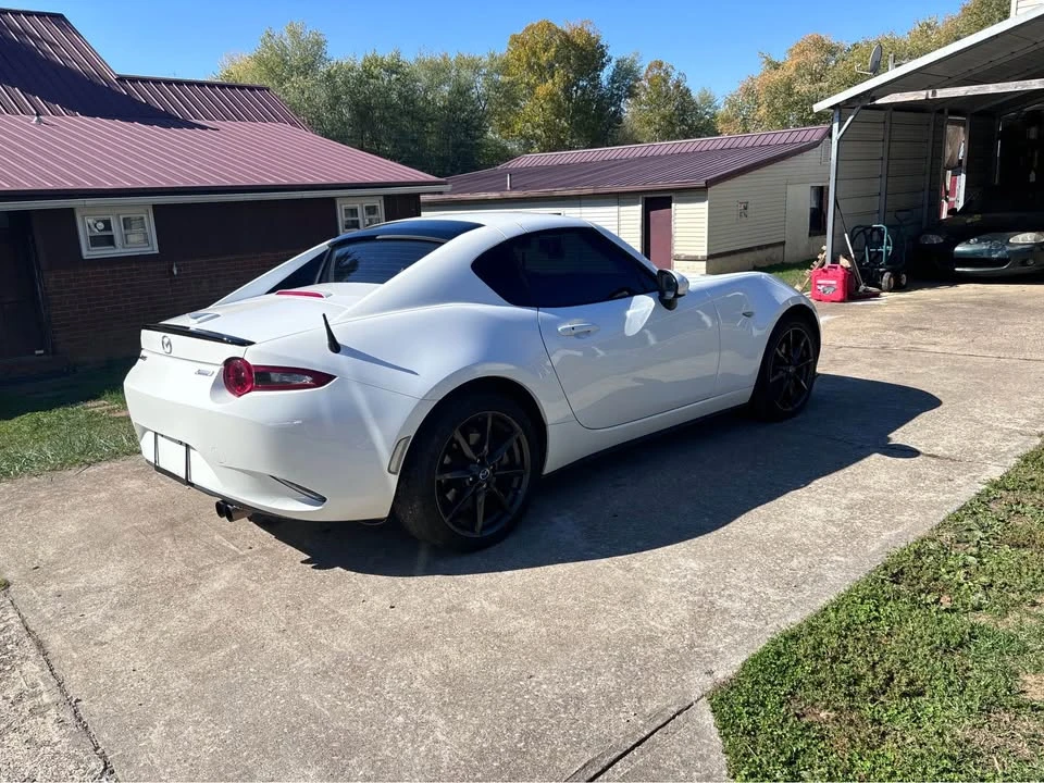 2017 Mazda ND MX-5 Miata - Image 3 of 4