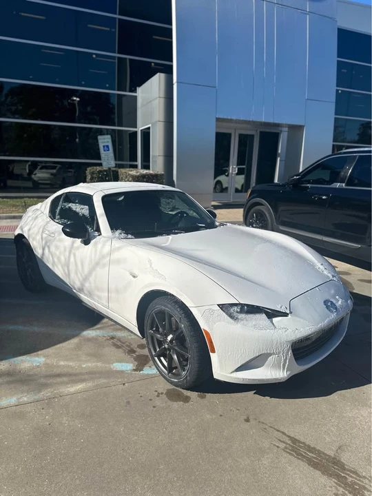 2017 Mazda ND MX-5 Miata - Image 2 of 8