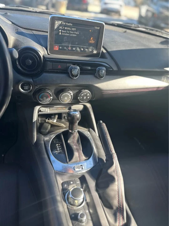 2017 Mazda ND MX-5 Miata - Image 7 of 8