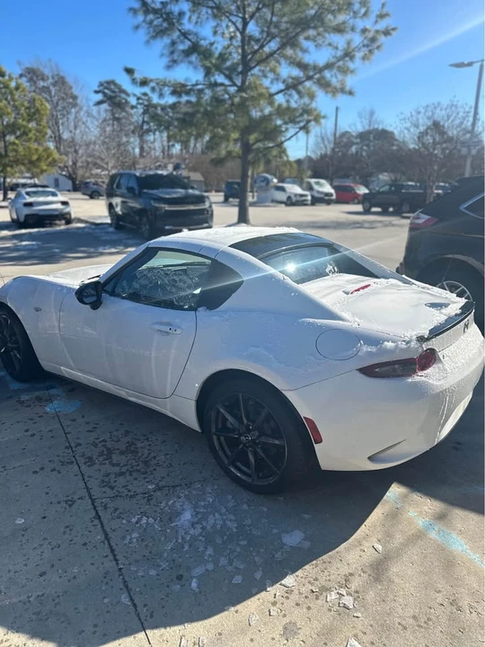 2017 Mazda ND MX-5 Miata - Image 4 of 8