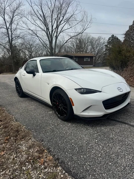 2017 Mazda ND MX-5 Miata - Image 4 of 11