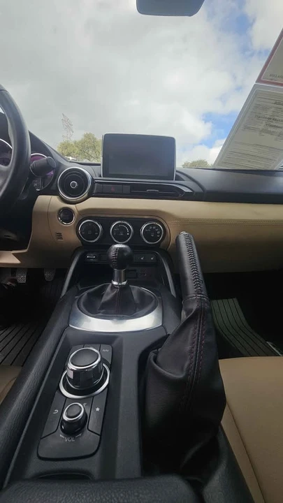 2017 Mazda ND MX-5 Miata - Image 8 of 10