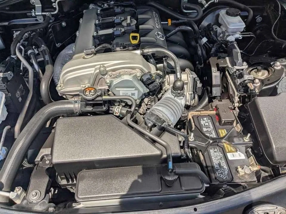 2017 Mazda ND MX-5 Miata - Image 15 of 17