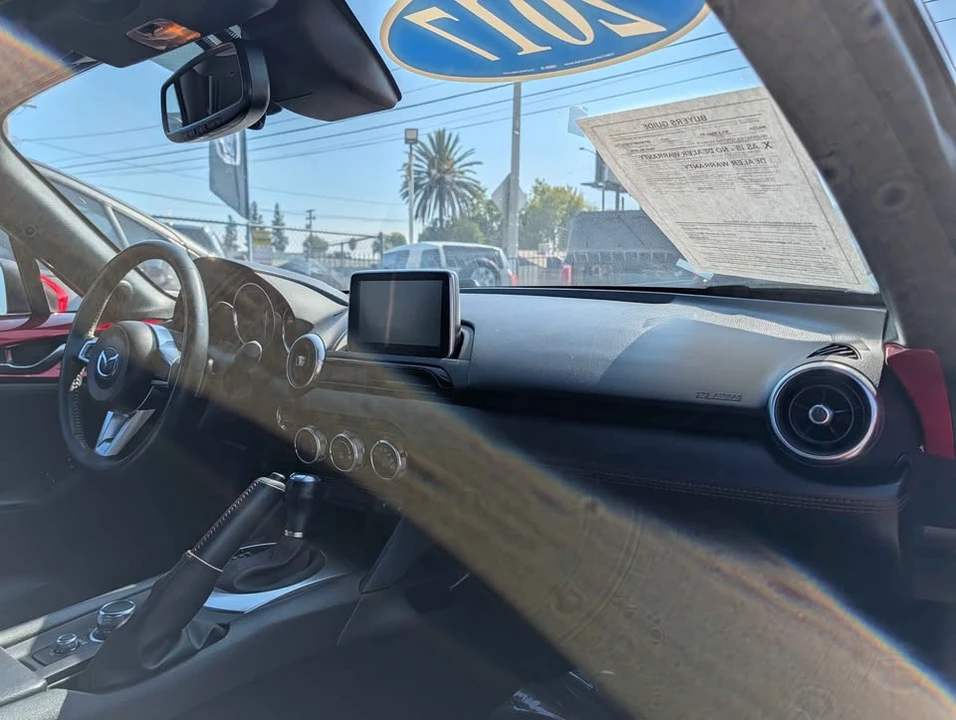 2017 Mazda ND MX-5 Miata - Image 9 of 11