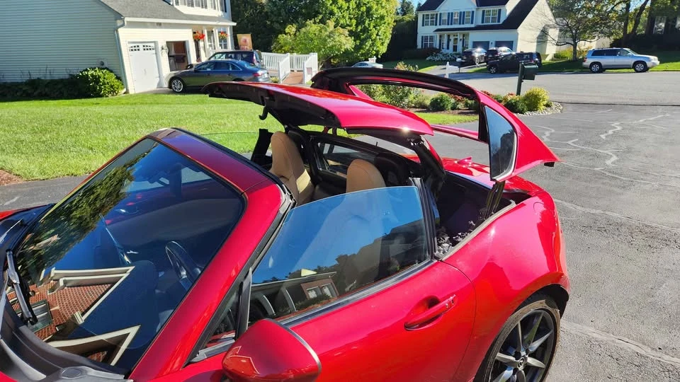 2017 Mazda ND MX-5 Miata - Image 5 of 8